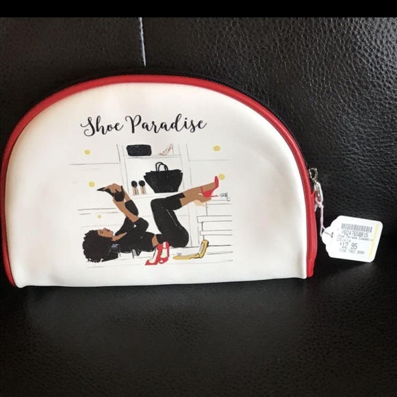 NWT Cosmetic Bag - Picture 1 of 1